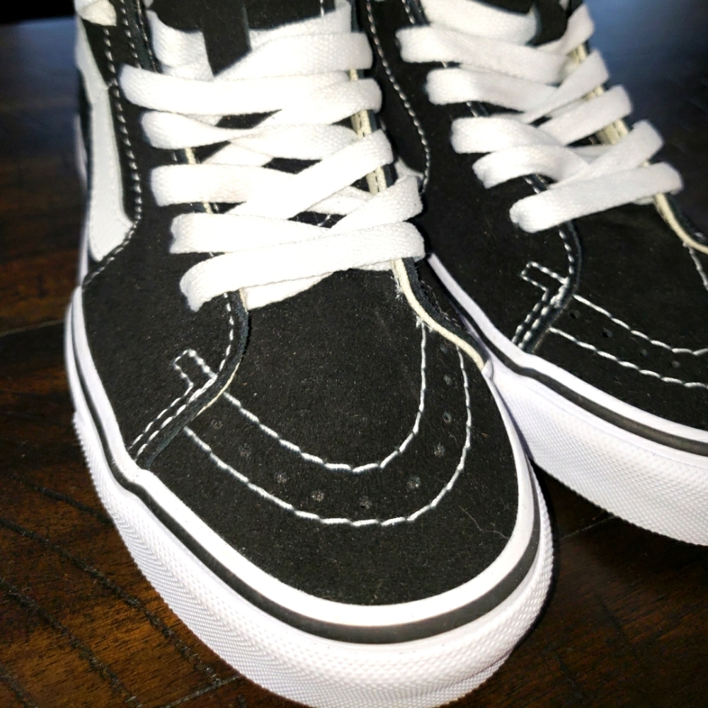 Vans - Picture 4 of 9